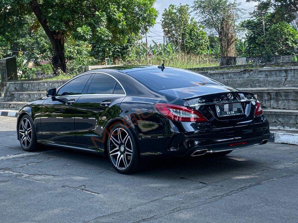Mobil Mercedes-Benz CLS 2016