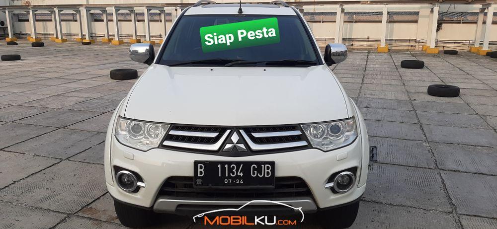 Mobil Mitsubishi Pajero Sport 2014