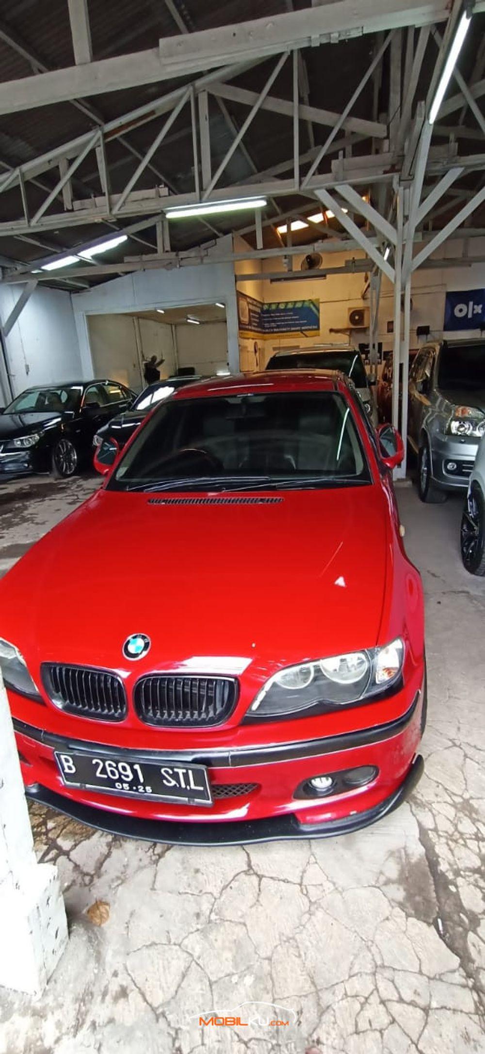 Mobil BMW 3 Series 2001