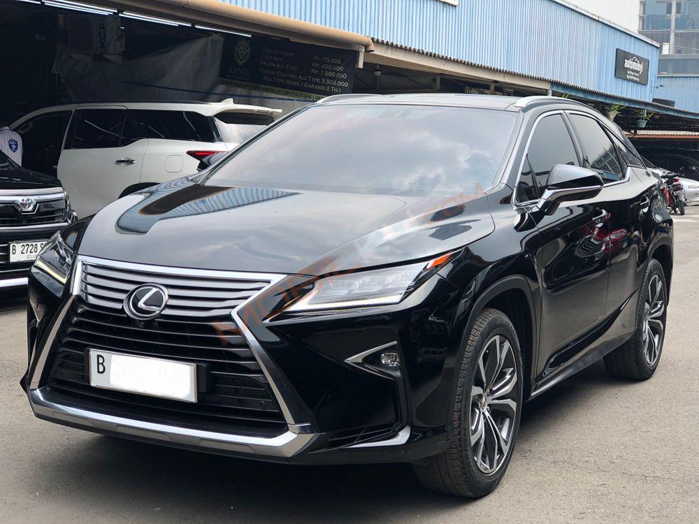 Mobil Lexus RX 2017