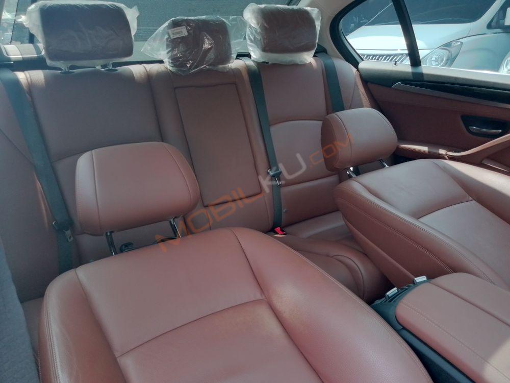 Mobil BMW 5 Series 2016