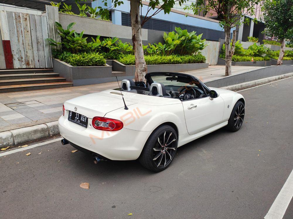Mobil Mazda MX-5 Miata 2012