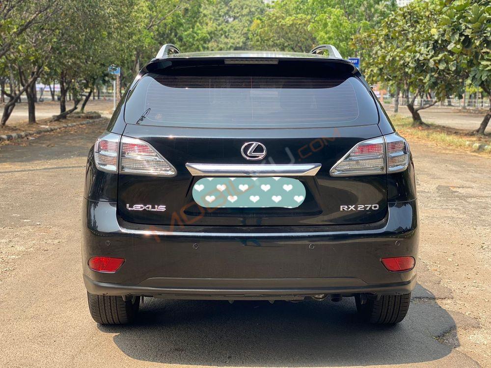 Mobil Lexus RX 2011