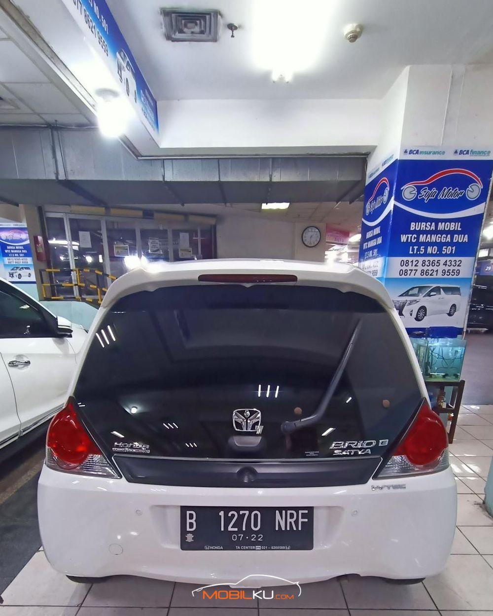 Mobil Honda Brio 2017