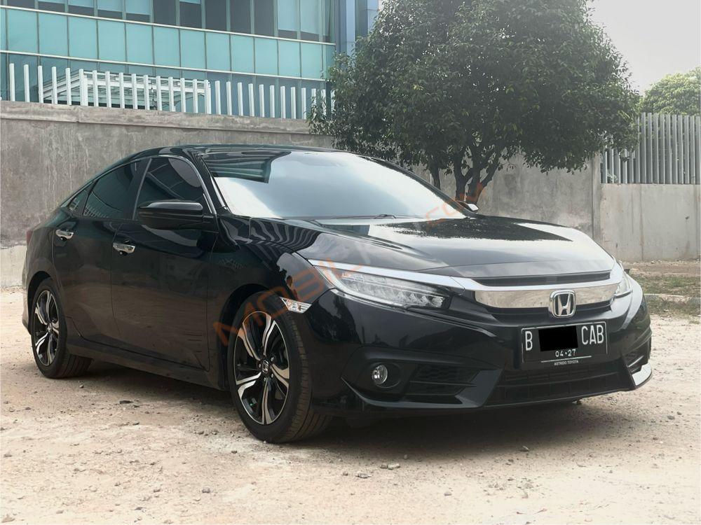 Mobil Honda Civic Sedan 2017
