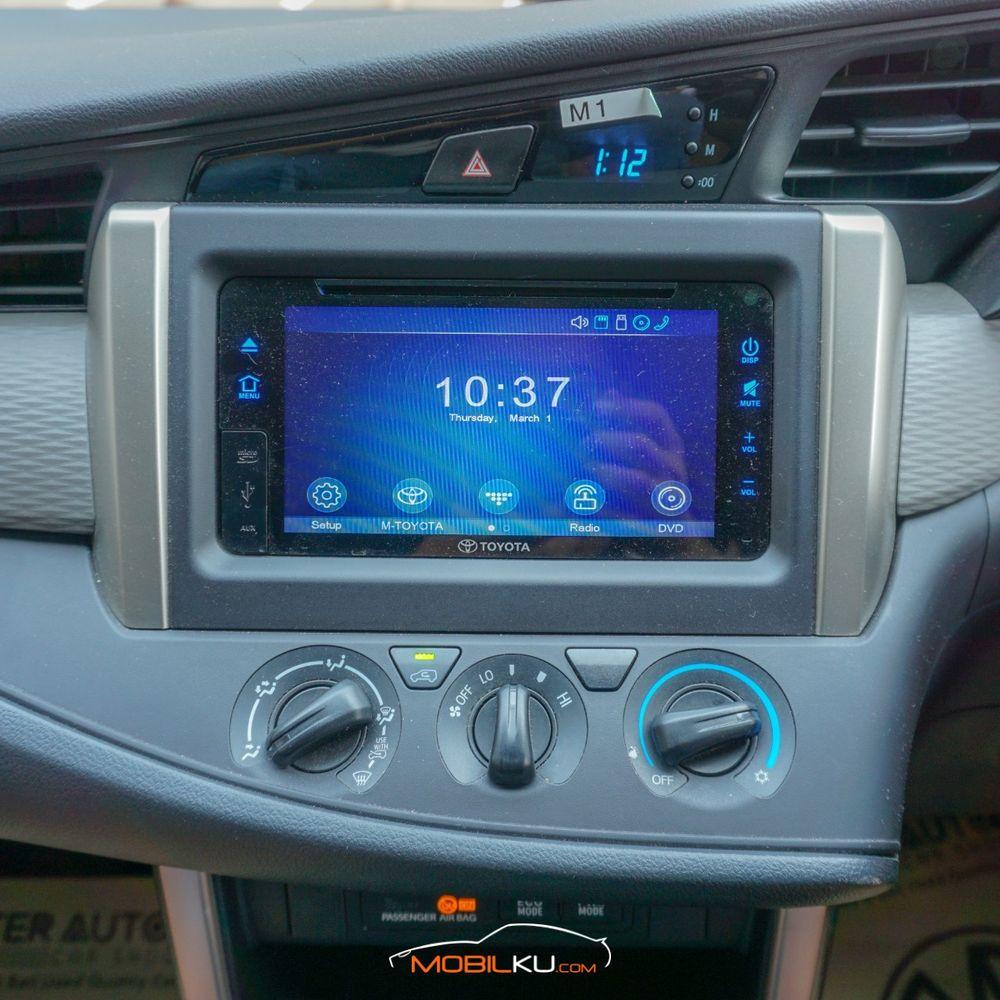 Mobil Toyota Kijang Innova 2019