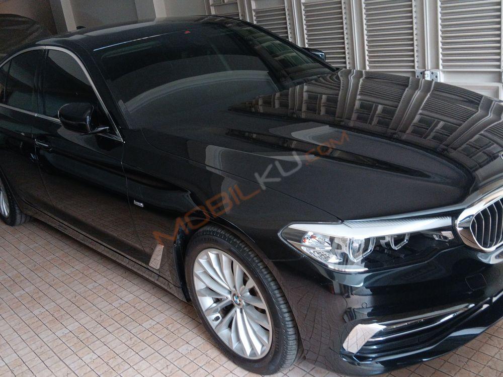 Mobil BMW 5 Series 2018