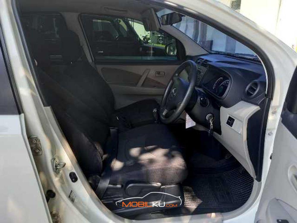 Mobil Datsun GO+ 2016