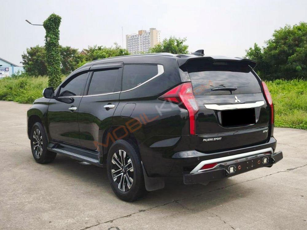 Mobil Mitsubishi Pajero Sport 2022