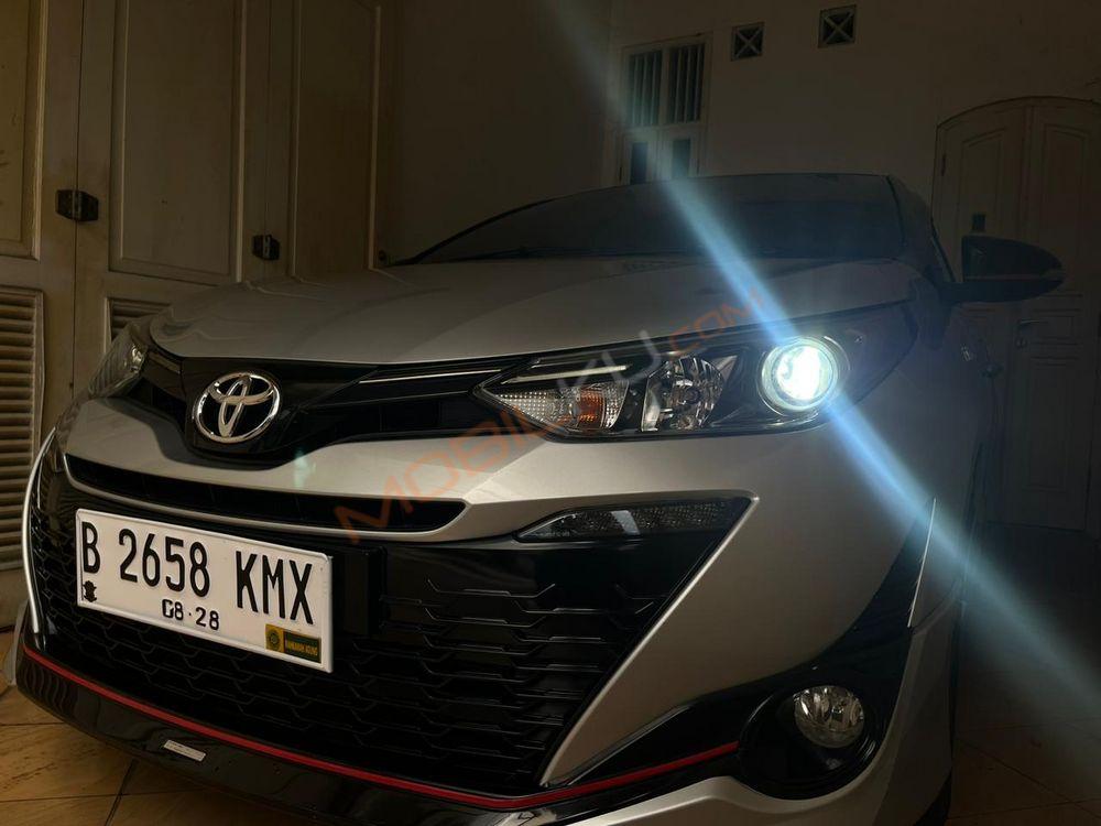 Mobil Toyota Yaris 2018