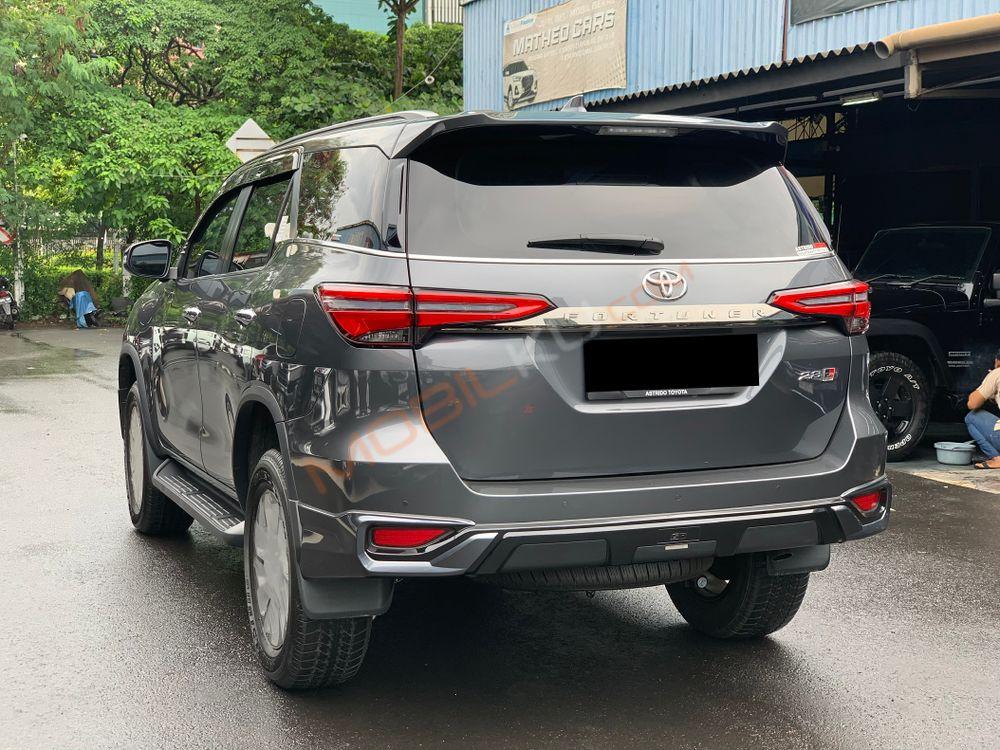 Mobil Toyota Fortuner 2023