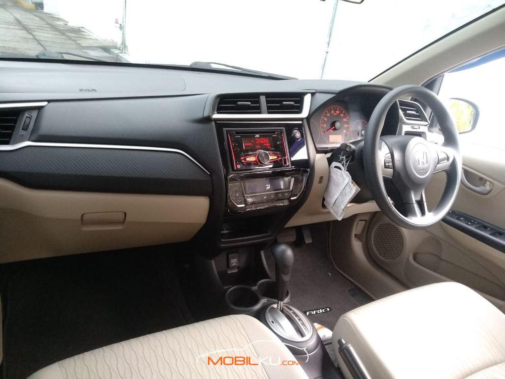 Mobil Honda Brio 2017