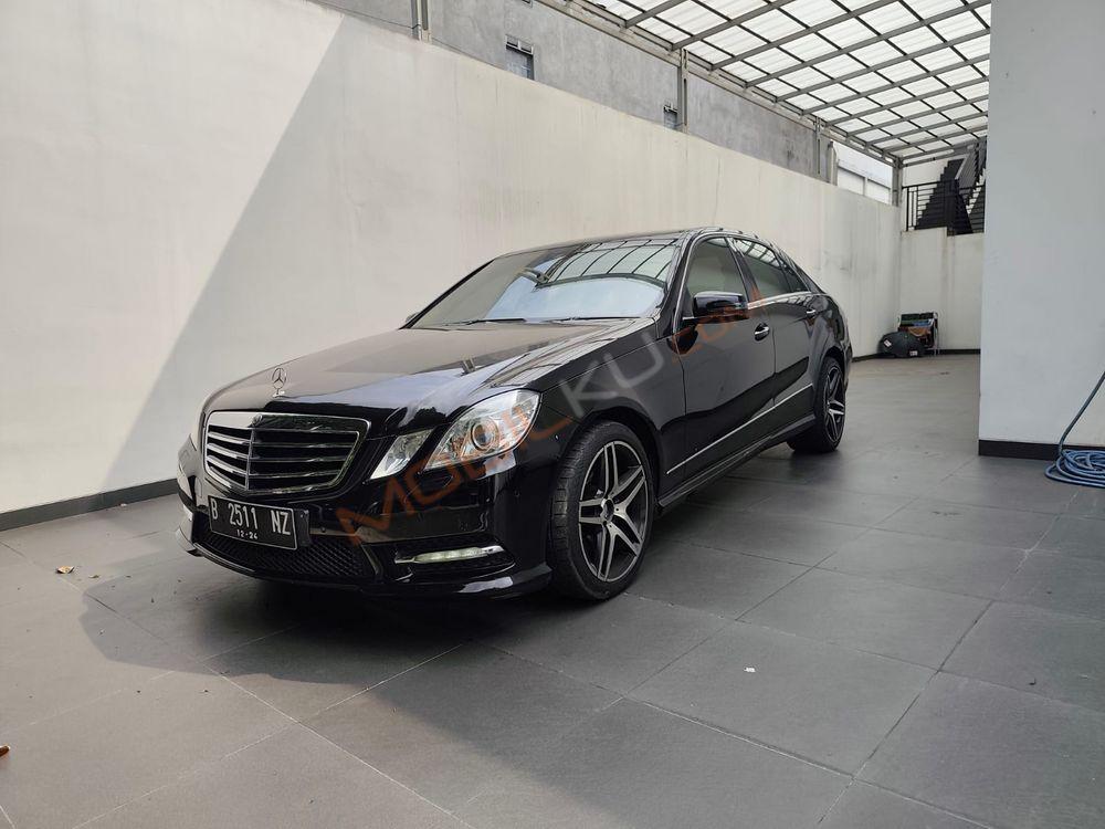 Mobil Mercedes-Benz E-Class 2013