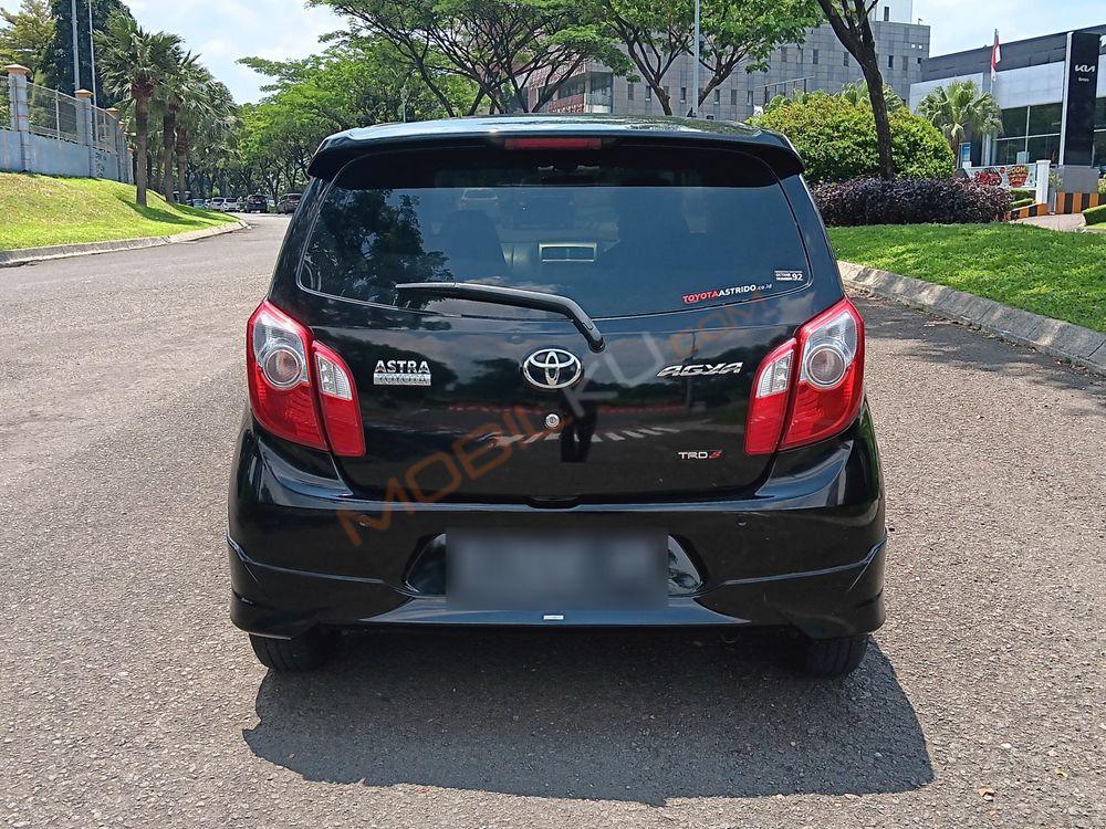 Mobil Toyota Agya 2016