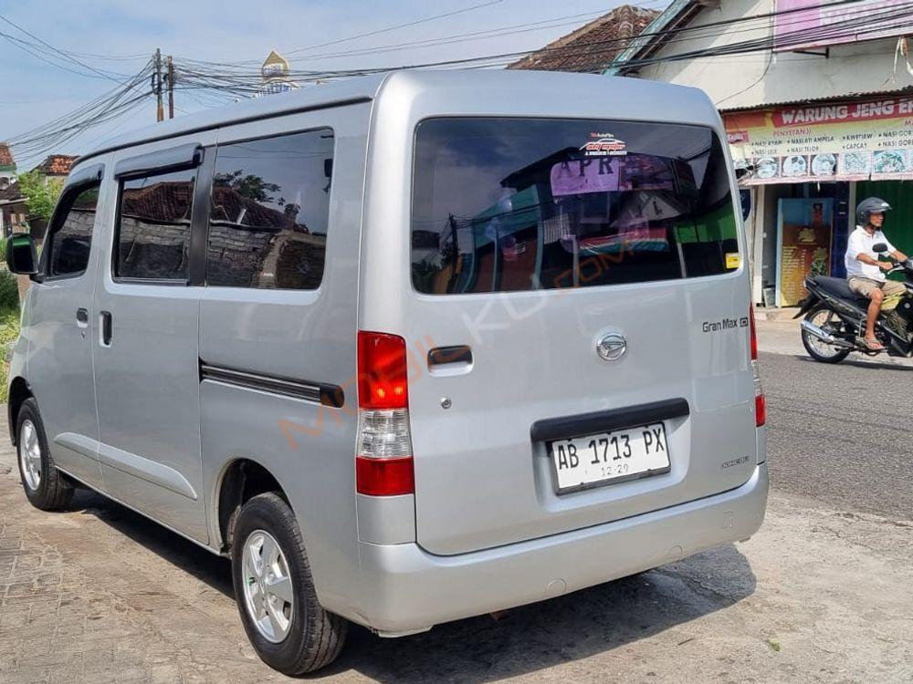 Mobil Daihatsu Gran Max 2019