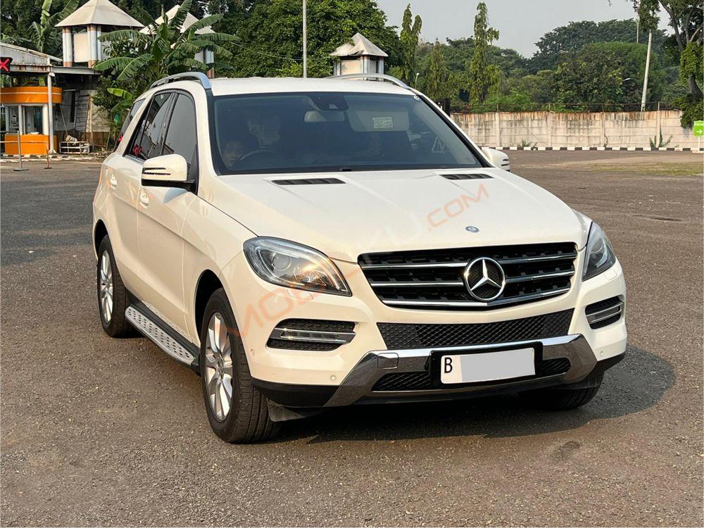 Mobil Mercedes-Benz ML 2013