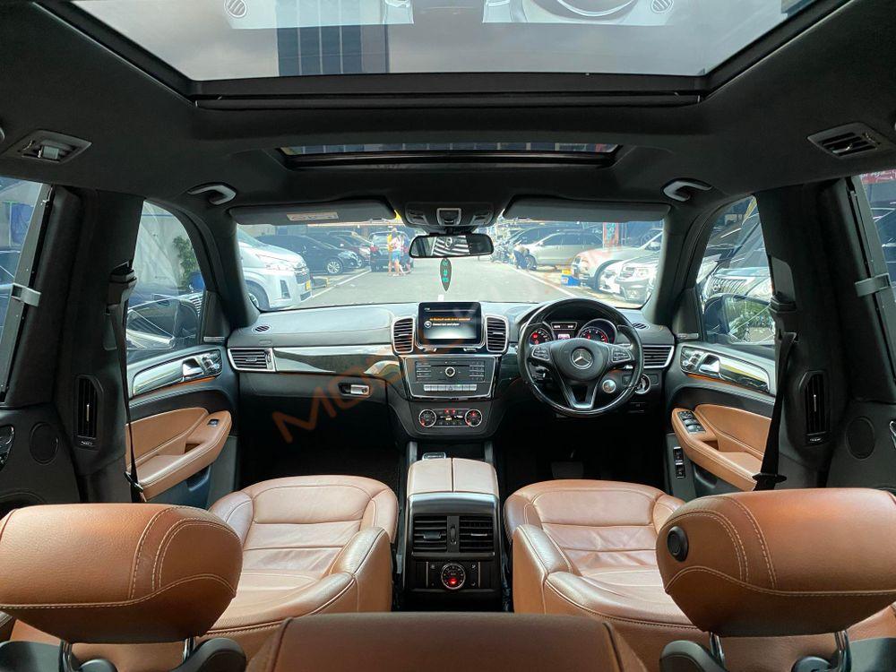 Mobil Mercedes-Benz GLS 2017