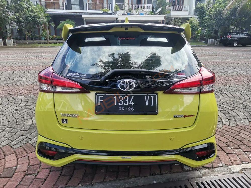 Mobil Toyota Yaris 2021