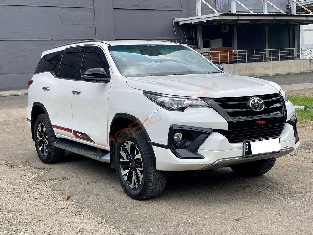 Mobil Toyota Fortuner 2019