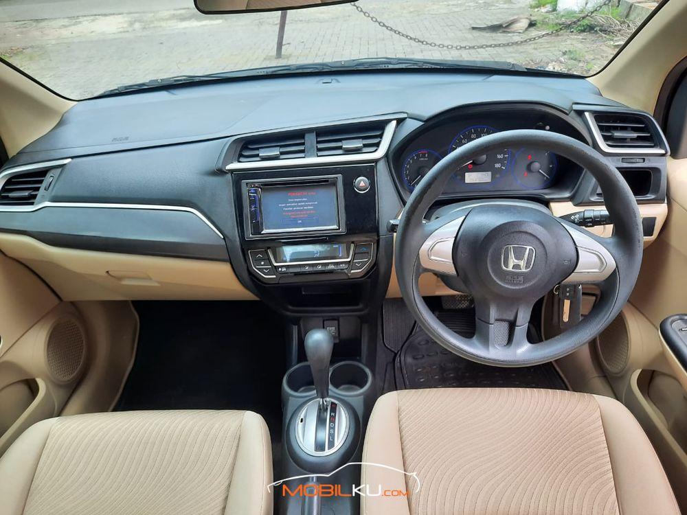 Mobil Honda Mobilio 2016