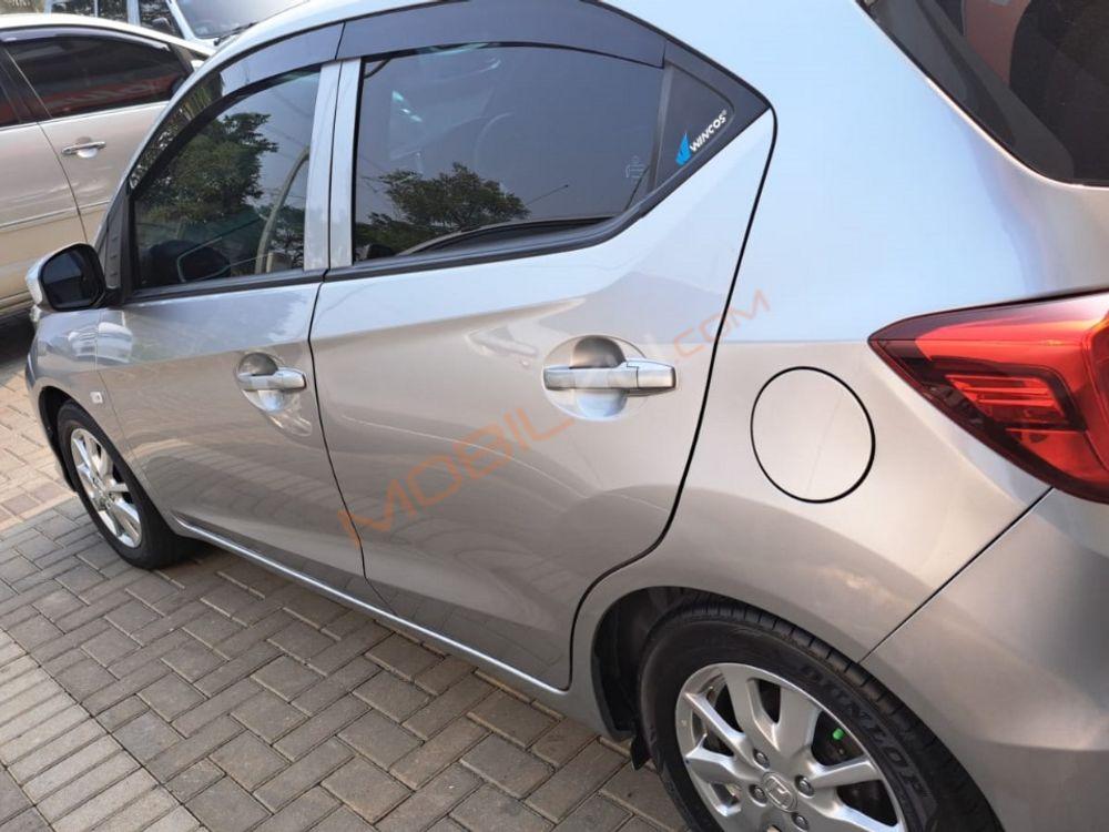 Mobil Honda Brio 2019