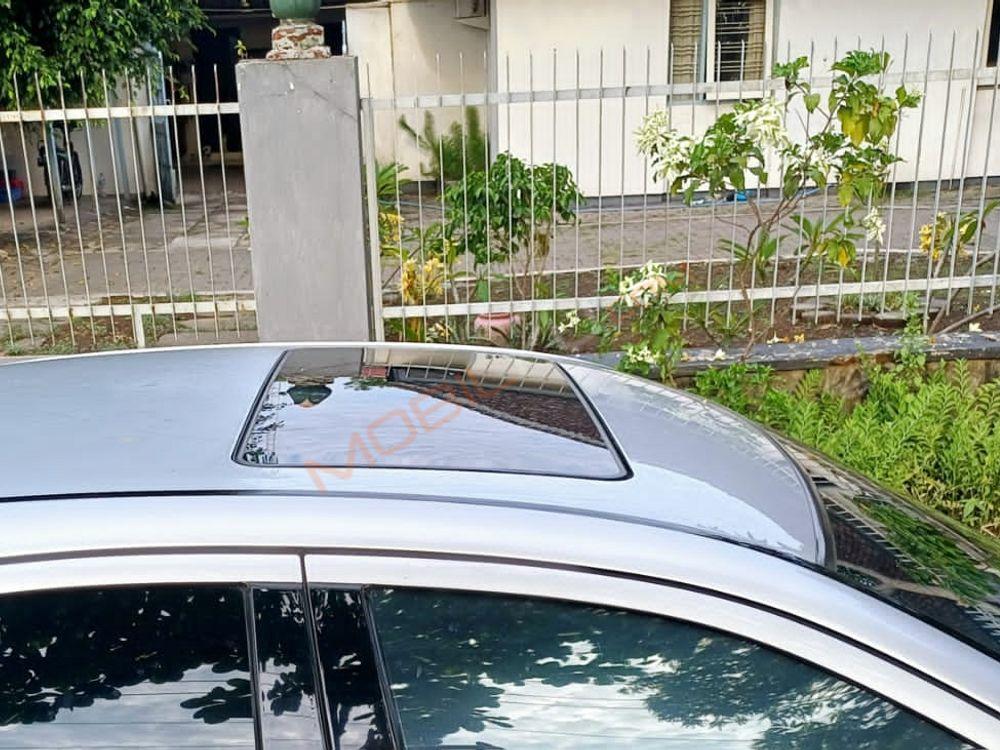 Mobil Mercedes-Benz C-Class 2002