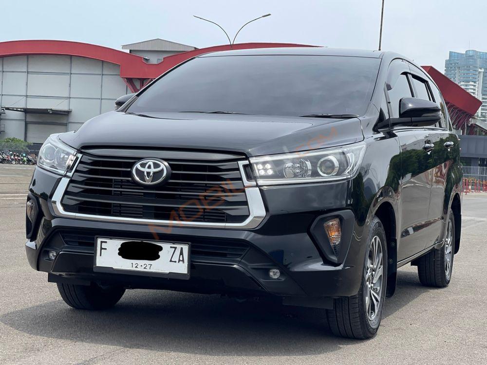 Mobil Toyota Kijang Innova 2022