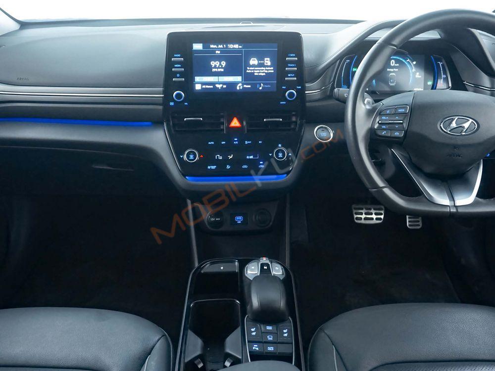 Mobil Hyundai Ioniq Electric 2021