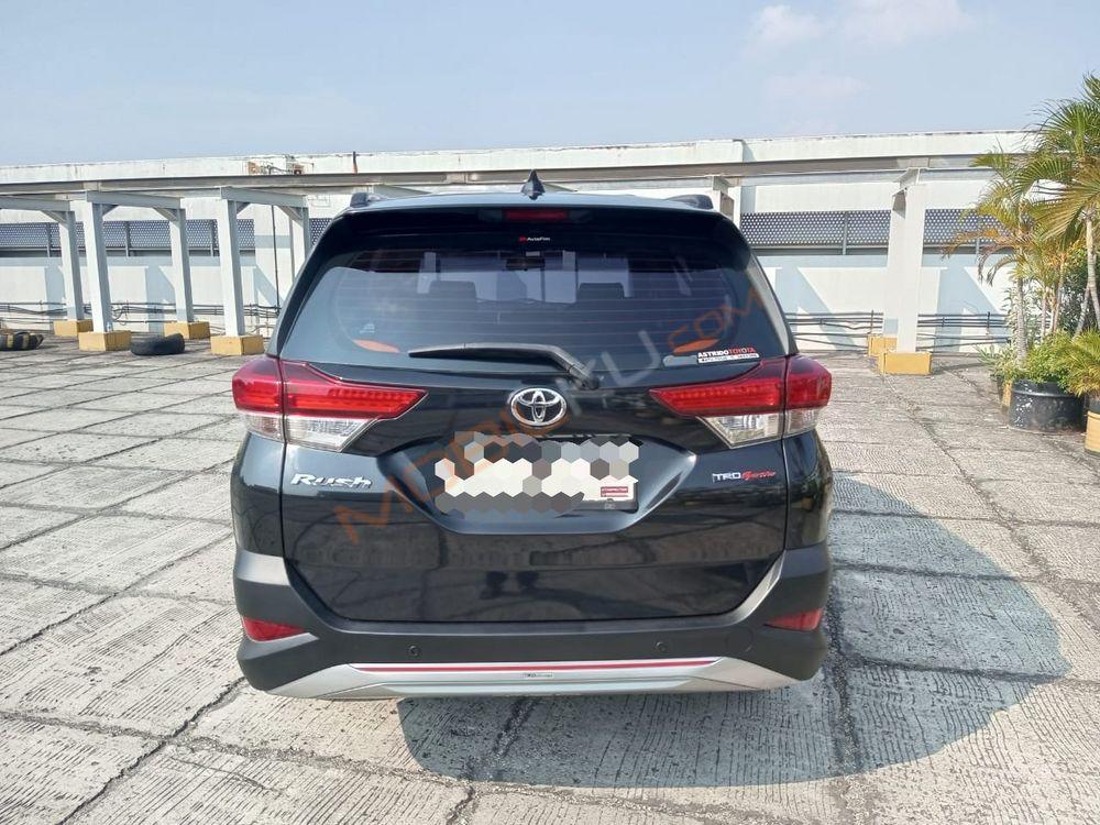 Mobil Toyota Rush 2018