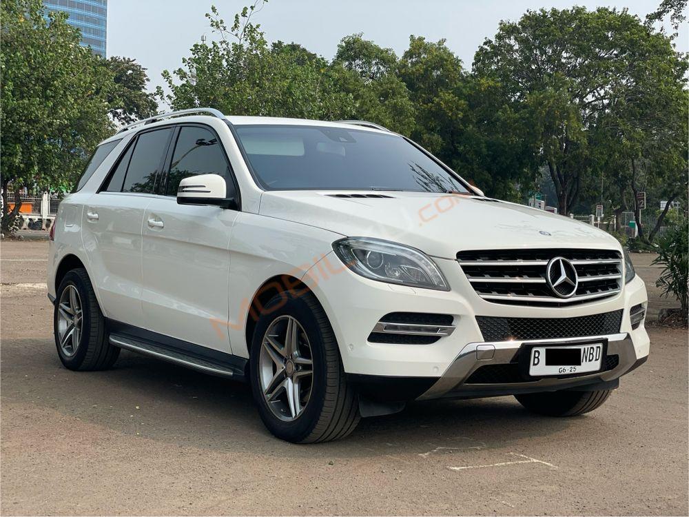 Mobil Mercedes-Benz ML 2015