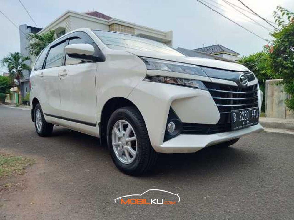 Mobil Daihatsu Xenia 2019