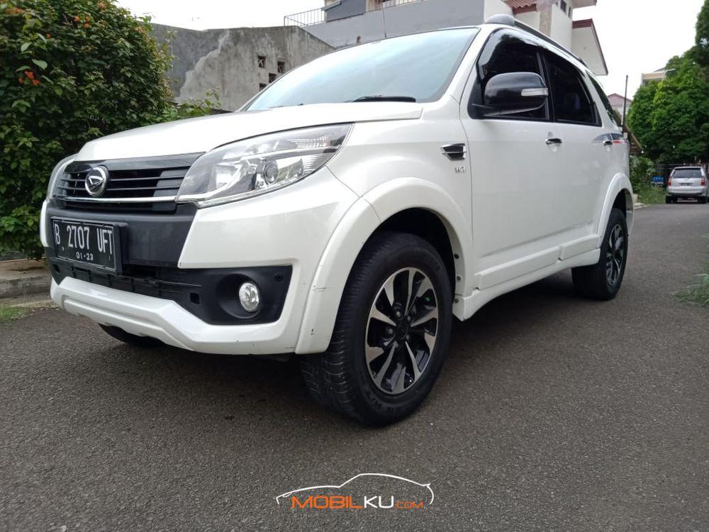 Mobil Daihatsu Terios 2017