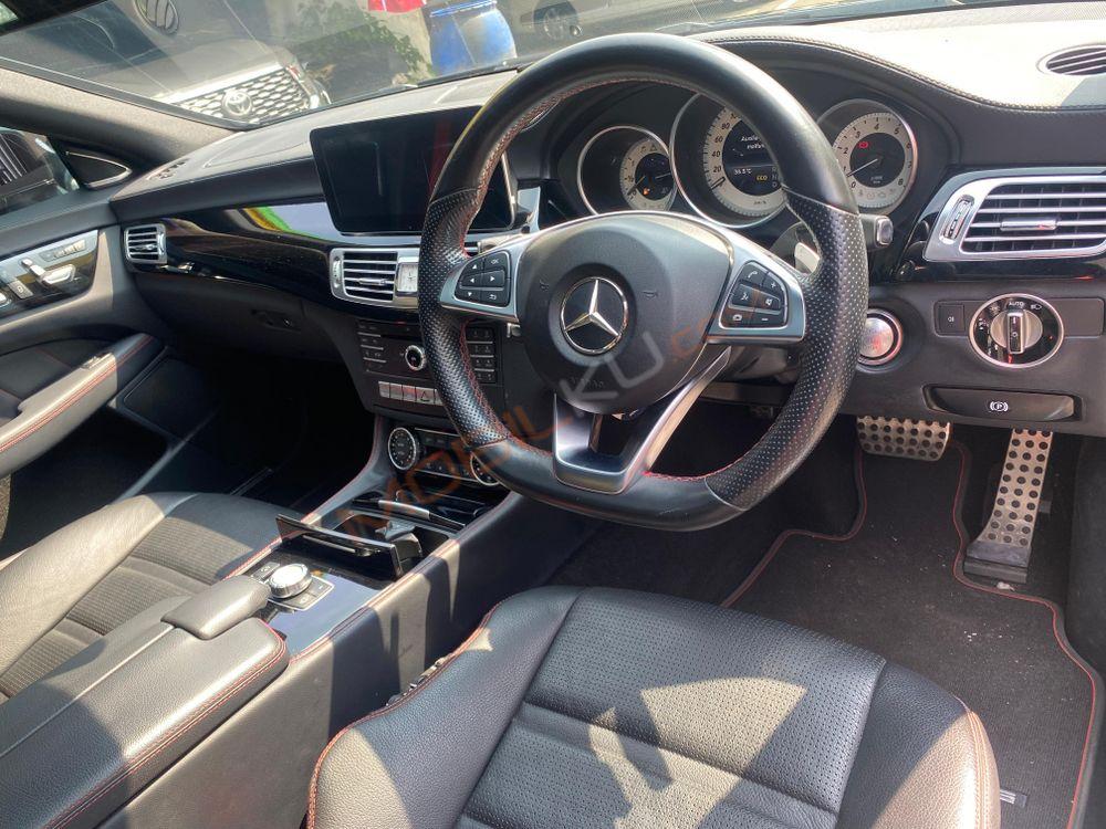 Mobil Mercedes-Benz CLS 2015