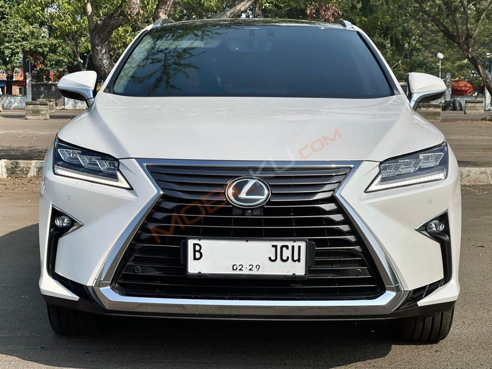 Mobil Lexus RX 2018