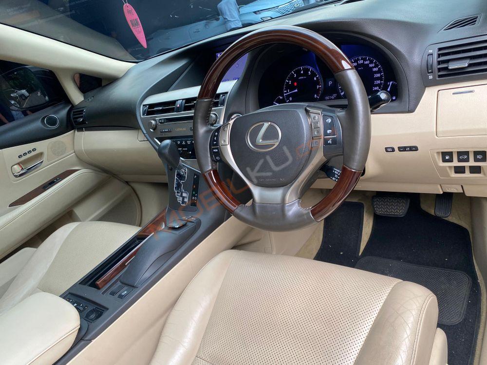 Mobil Lexus RX 2014