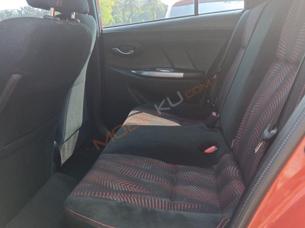 Mobil Toyota Yaris 2017