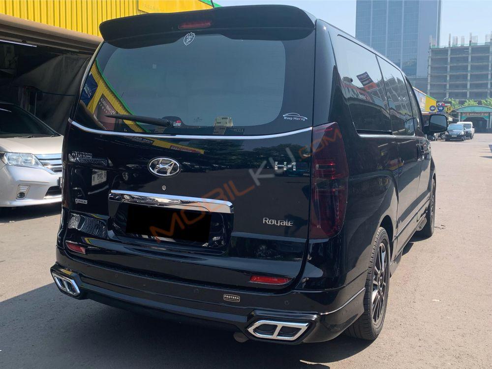 Mobil Hyundai H-1 2018