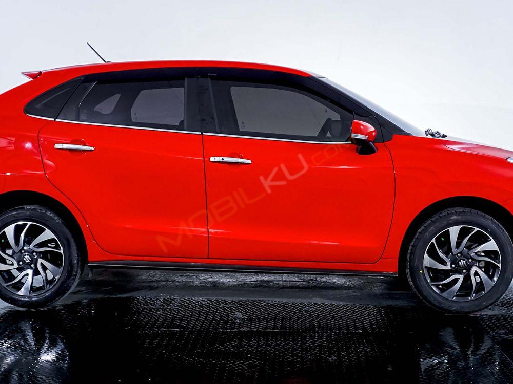 Mobil Suzuki Baleno 2020