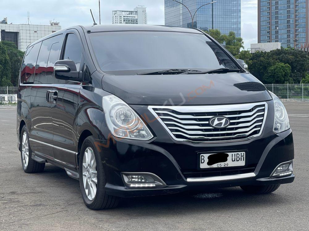 Mobil Hyundai H-1 2015