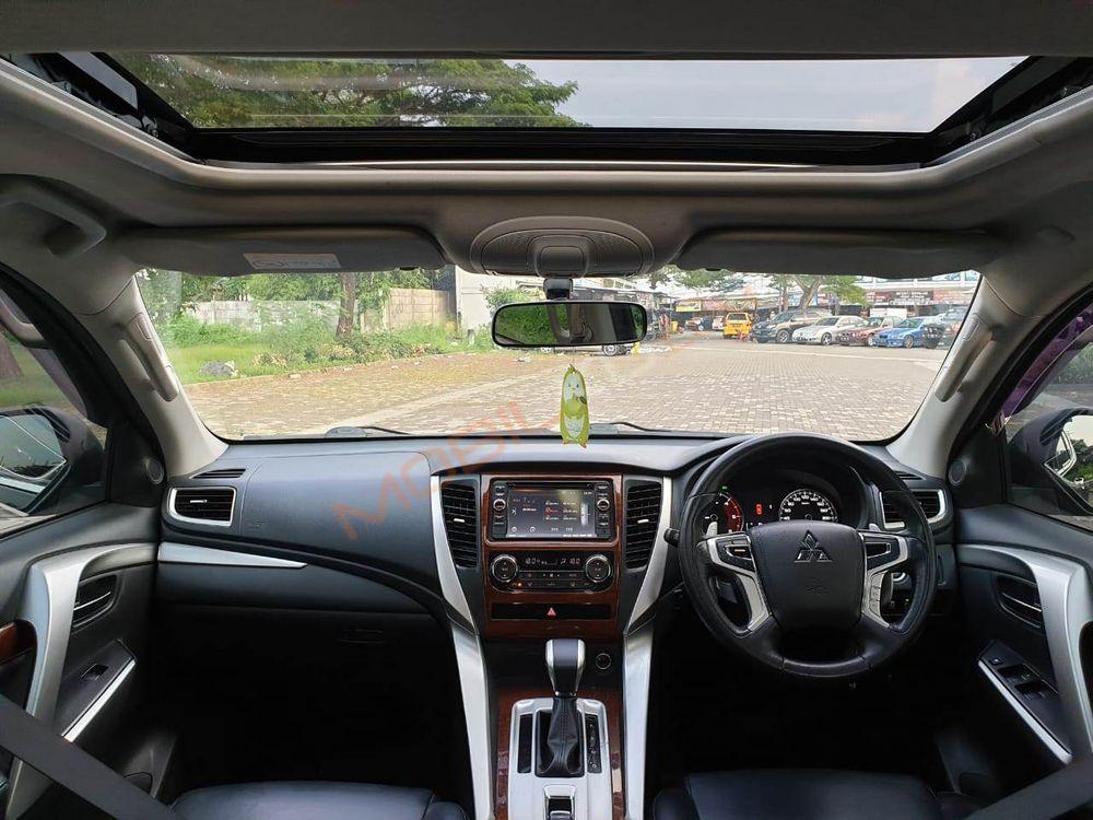 Mobil Mitsubishi Pajero Sport 2016