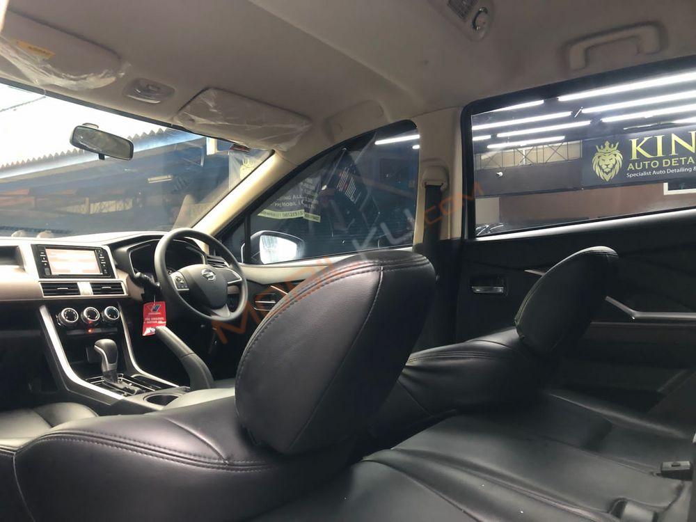 Mobil Nissan Livina 2019