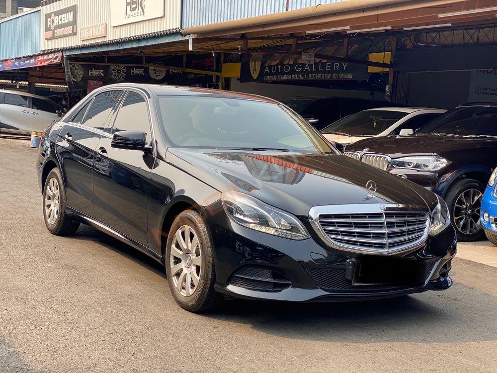 Mobil Mercedes-Benz E-Class 2016