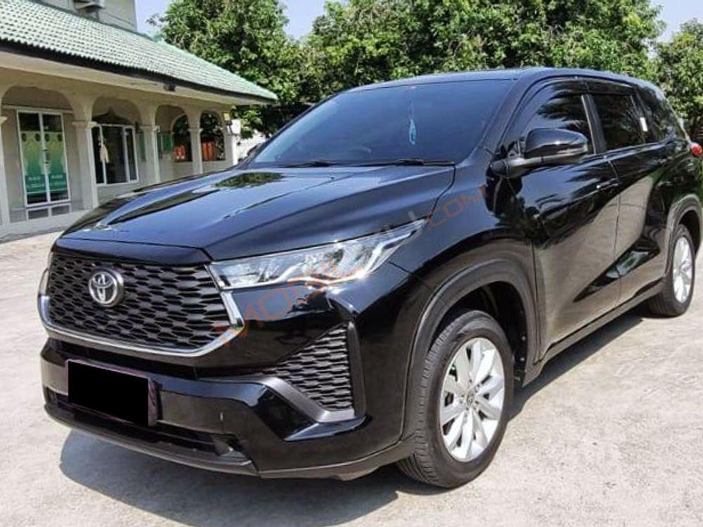Mobil Toyota Kijang Innova Zenix 2023