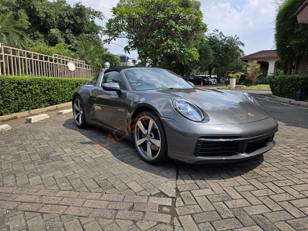 Mobil Porsche 911 2022