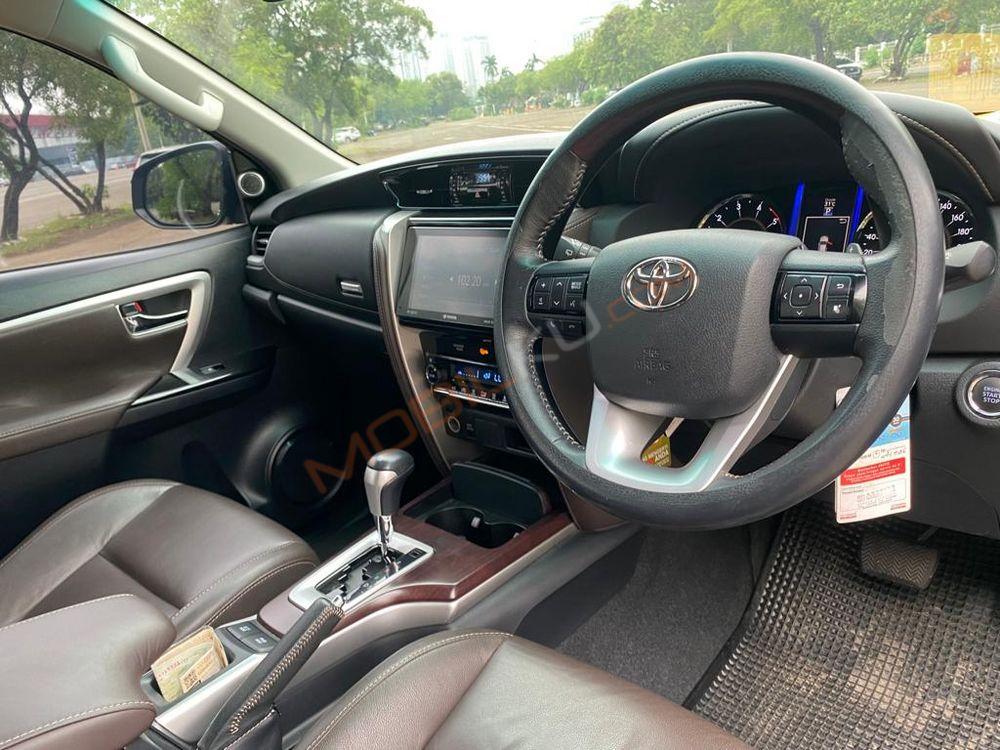 Mobil Toyota Fortuner 2016