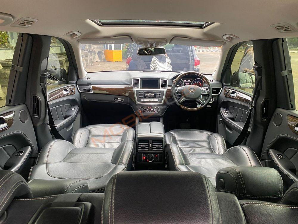 Mobil Mercedes-Benz GL 2016