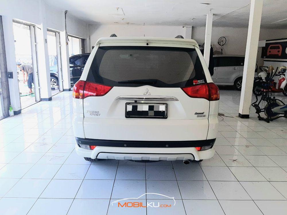 Mobil Mitsubishi Pajero Sport 2013