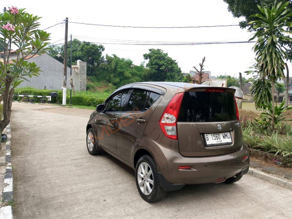 Mobil Suzuki Splash 2014