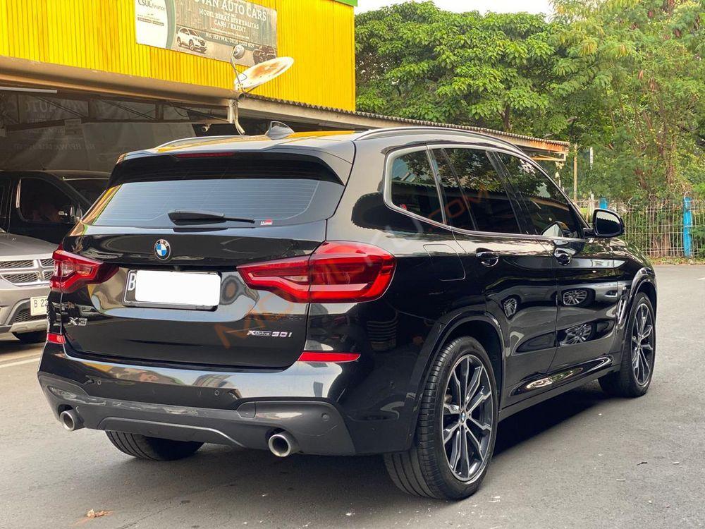 Mobil BMW X3 2021