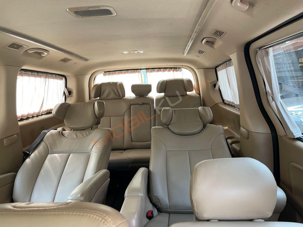 Mobil Hyundai H-1 2018